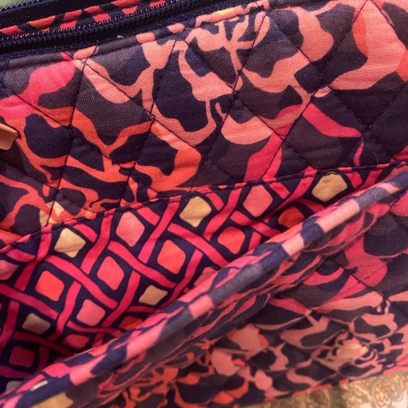 Vera Bradley crossbody - Picture 4 of 4